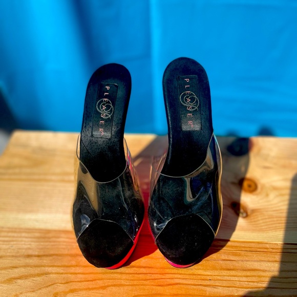 Pleaser Platforms size 5 on bright pink soles - Picture 3 of 7